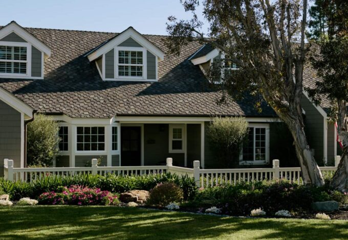 Exterior and lawn of ouse with curb appeal